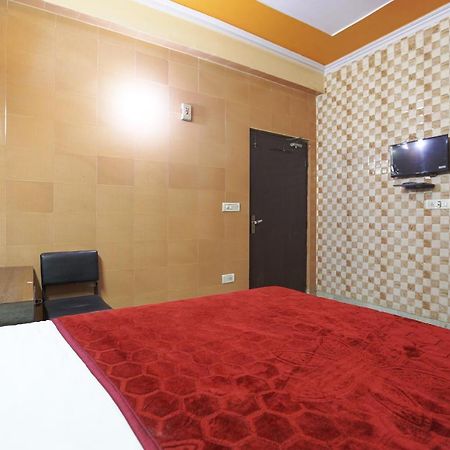 Spot On 43436 Hotel Mannat Spot Moradabad Eksteriør billede
