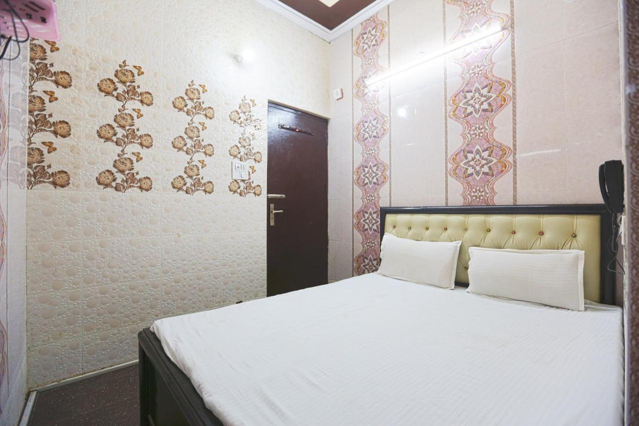 Spot On 43436 Hotel Mannat Spot Moradabad Eksteriør billede